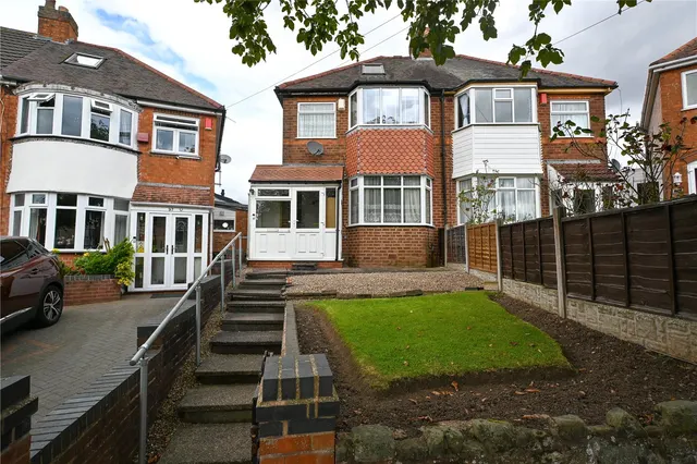 Glenwood Road, Kings Norton, Birmingham, B38 8HE, photo 1
