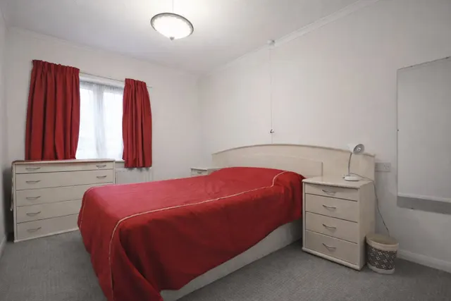 Beckenham Road, West Wickham, BR4, photo 3