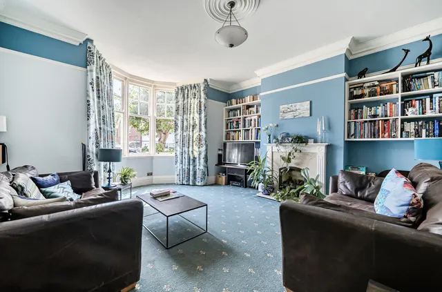 Photo 2 — Clifford Road, Barnet, EN5 5NZ