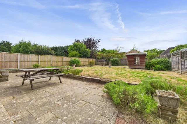 Photo 3 — Grimston Avenue, Folkestone