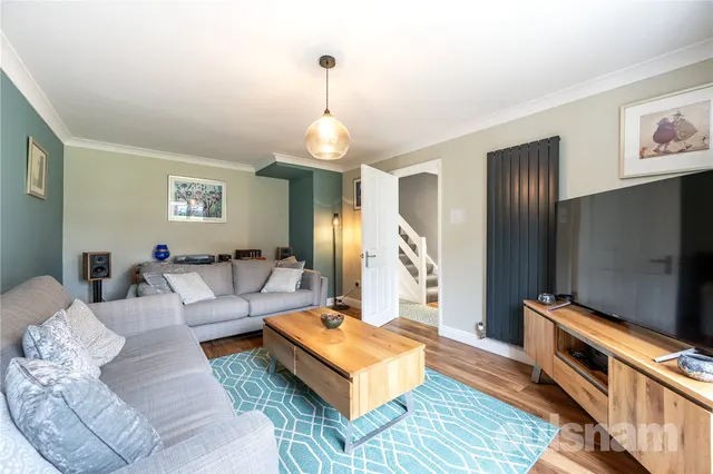 Photo 2 — Felton Close, Matchborough East, Worcestershire, B98 0AQ