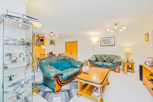 Petherton Mews, Llandaff, CF5, photo 2