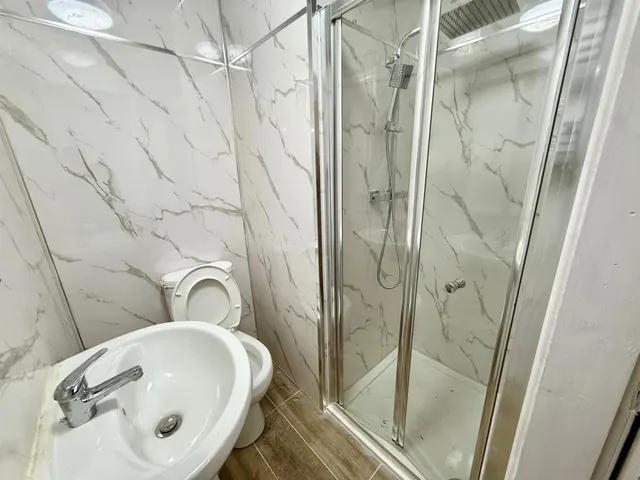 St Benedicts Road, B10, photo 2