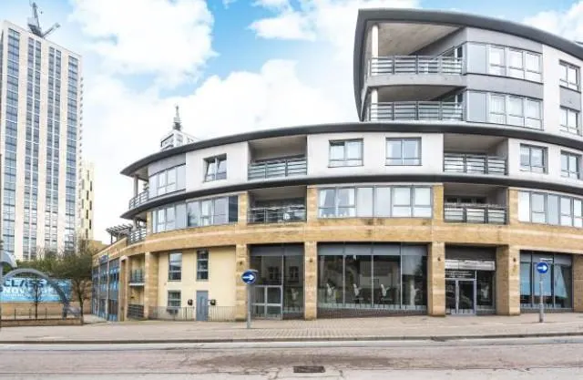 Station Approach, Woking, GU22, photo 1