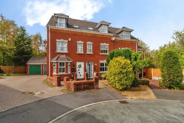 Foxtail Way, Cannock, Staffordshire, WS12, photo 1