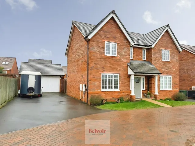 Taylor Gardens, Evesham, WR11, photo 1