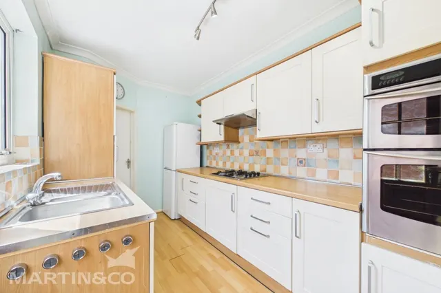 Photo 2 — Nursery Road, Tunbridge Wells, TN4