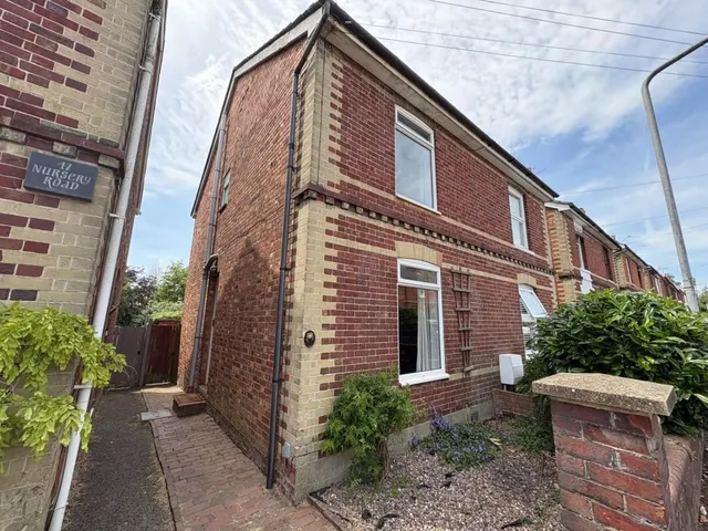 Photo 3 — Nursery Road, Tunbridge Wells, TN4