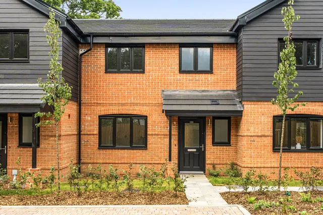 Malthouse Court, Langdown Lawn, SO45, photo 1