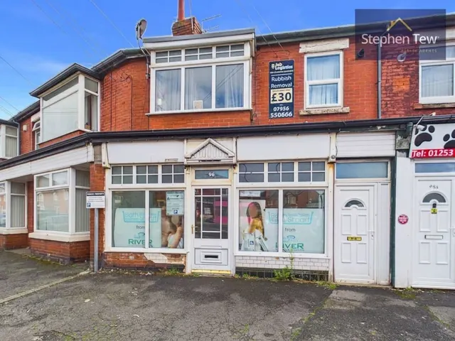 Vicarage Lane, Blackpool, FY4, photo 1