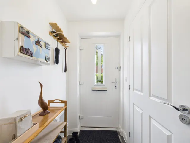 St.Agnes Close, Bedhampton, PO9, photo 2