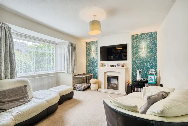 Photo 2 — Wilton Avenue, Heald Green, Cheadle, Greater Manchester, SK8