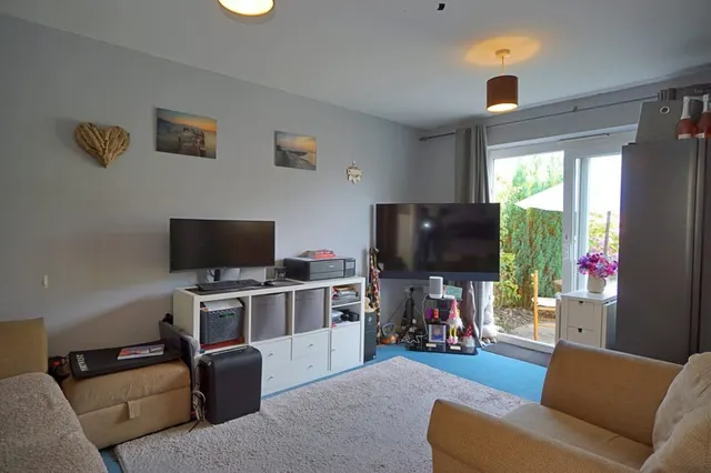 Lyme Road, Uplyme, DT7, photo 3