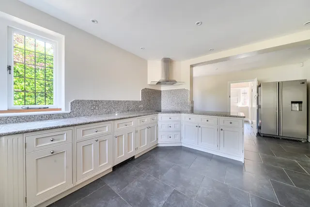 PIckhurst Road, Chiddingfold, GU8, photo 3