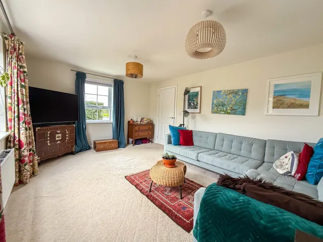 Pennant Way, Nailsea, BS48, photo 2