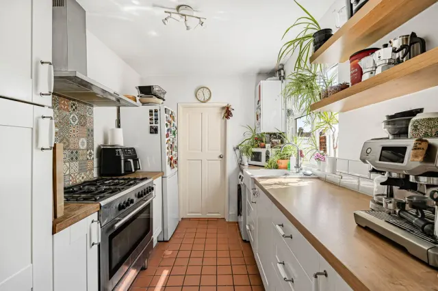 Photo 3 — Albert Street, Bletchley, Milton Keynes, Buckinghamshire, MK2 2UQ