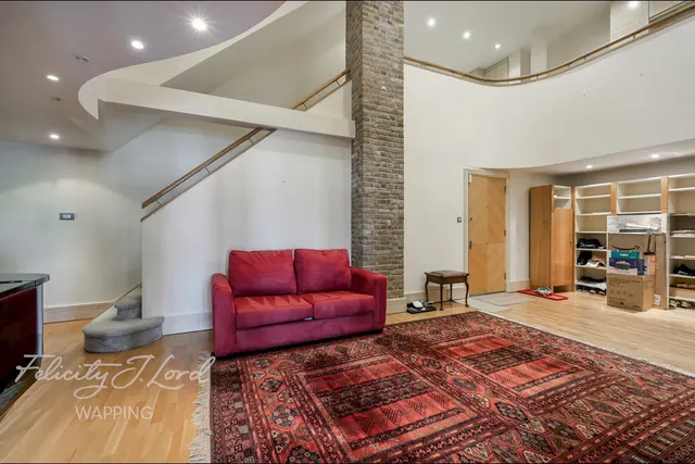 Great Jubilee Wharf, Wapping Wall, E1W, photo 3