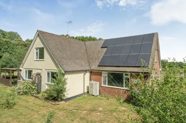 Doles Lane, Wokingham, Berkshire, RG41 4DY, photo 1