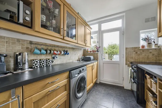 Glanville Road, Bromley, photo 3