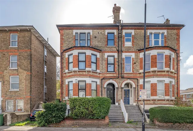 Thurlow Park Road, London, SE21, photo 1