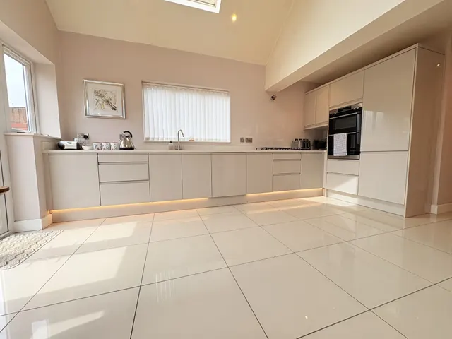 Photo 3 — New Road, Bedhampton, Havant, PO9