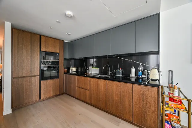 Photo 2 — Flat 1, Peterborough House, LONDON