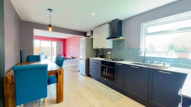 Oldacre Drive, Bishops Cleeve, GL52, photo 2