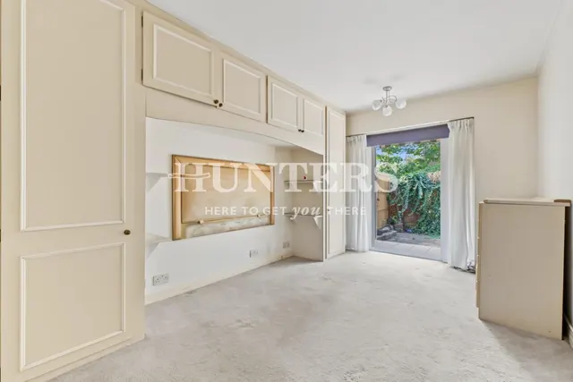 Garrick Park, Mill Hill, NW4, photo 3