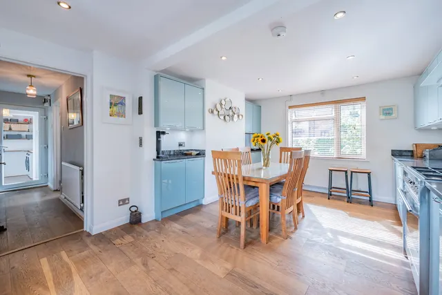 Bracken Close, Crowborough, TN6, photo 3