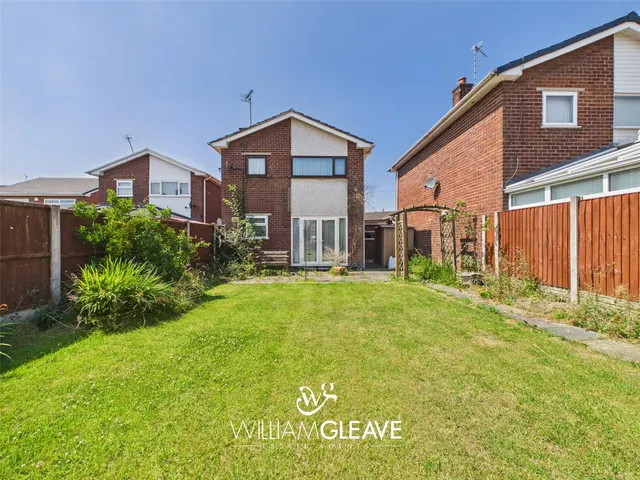 Photo 2 — Hawthorne Avenue, Buckley, Flintshire, CH7 2QN