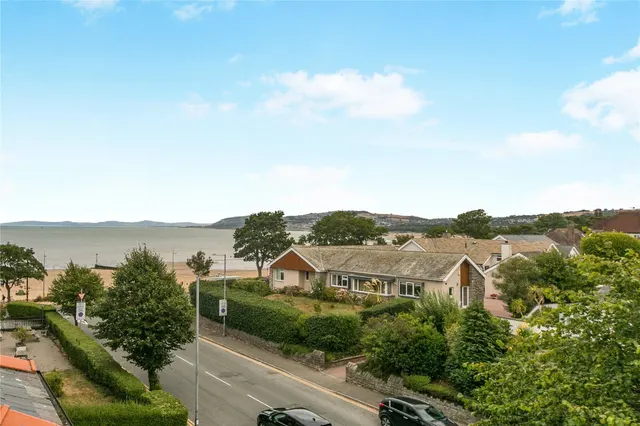 Whitehall Road, Rhos on Sea, LL28, photo 1