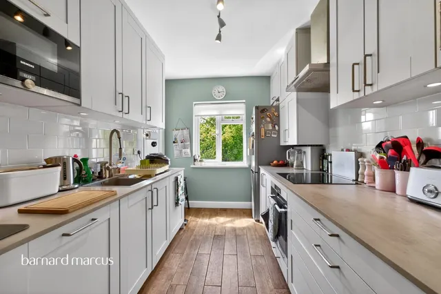 Photo 3 — Lyttelton Road, London