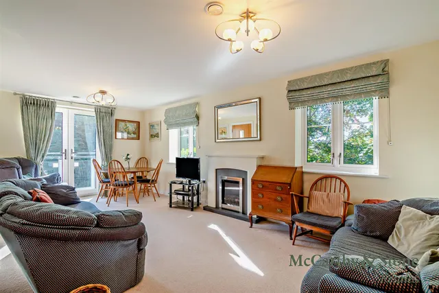 Newgate Street, Cottingham, HU16, photo 1