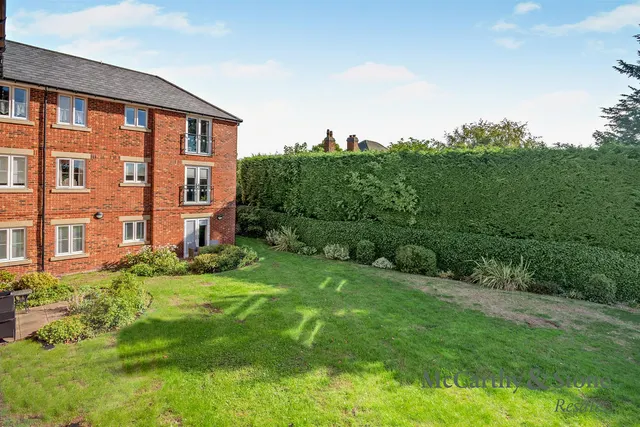 Newgate Street, Cottingham, HU16, photo 2