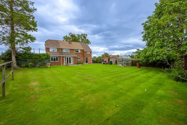 Hampton, Malpas, photo 2