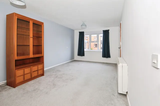 Lincoln Gate, Peterborough, PE1, photo 3