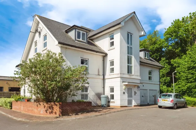 Tunnel Road, Tunbridge Wells, photo 1