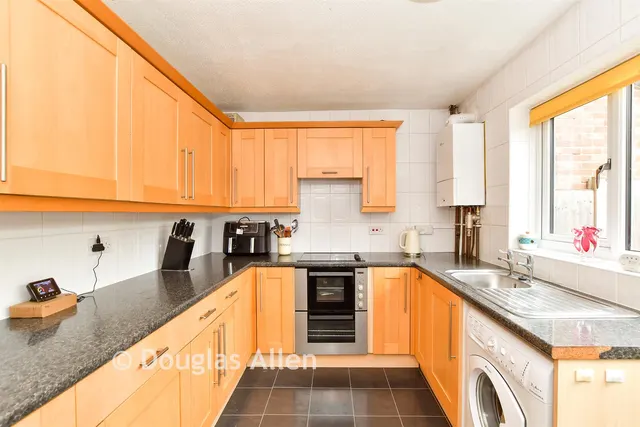 Pintail Road, Woodford Green, IG8, photo 2