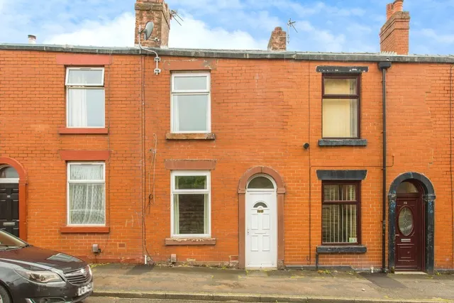 Worthy Street, Chorley, PR6, photo 1