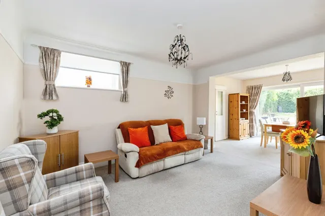 Daws Avenue, Bournemouth, BH11, photo 2