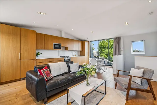 Chalcot Road, Primrose Hill, London, NW1 8LN, photo 1