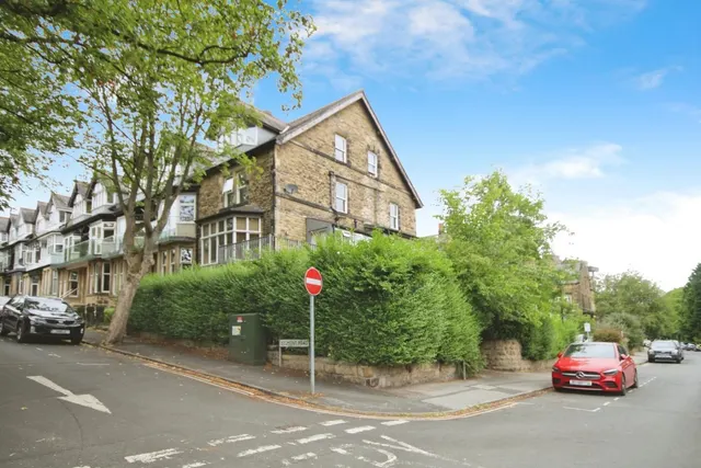 St. Marys Walk, Harrogate, HG2, photo 1