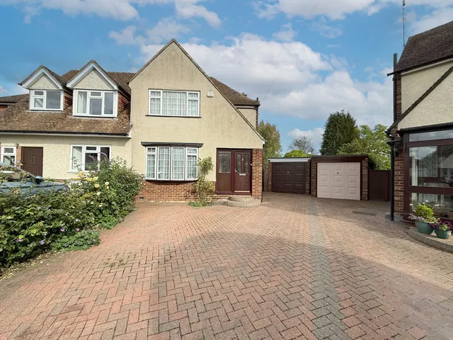 Broughton Close, Bierton, HP22, photo 1