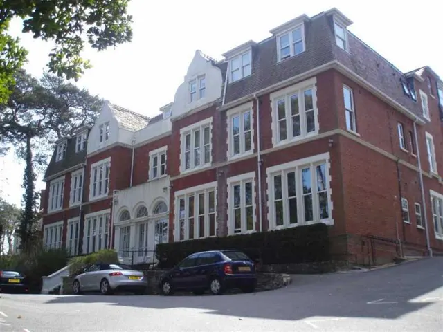 Knyveton Road, BH1, photo 1