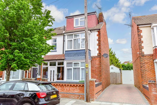 Stubbington Avenue, Portsmouth, PO2, photo 1