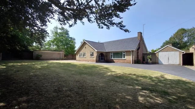 Bury St Edmunds, IP33, photo 1