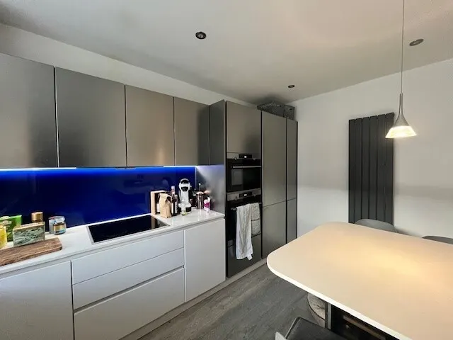 Waterford Place, Heald Green, SK8, photo 3