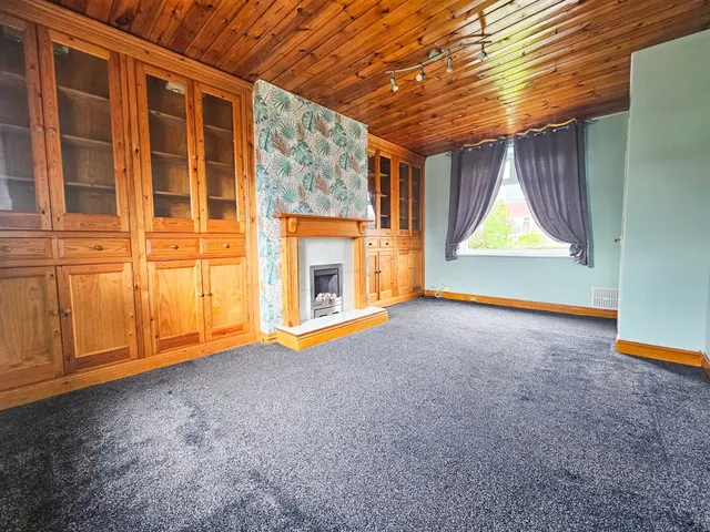 Photo 3 — Longbottom Avenue, Silsden, BD20 0HS