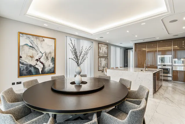 Ashburton Place, Mayfair, W1J, photo 1