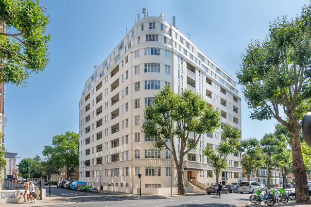 L10 Sloane Avenue Mansions, London, photo 1